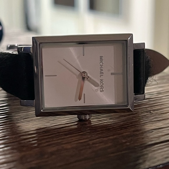 Michael Kors Square Watch - Picture 2 of 2